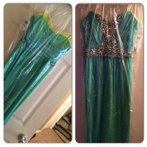 Long mint green and yellow dress